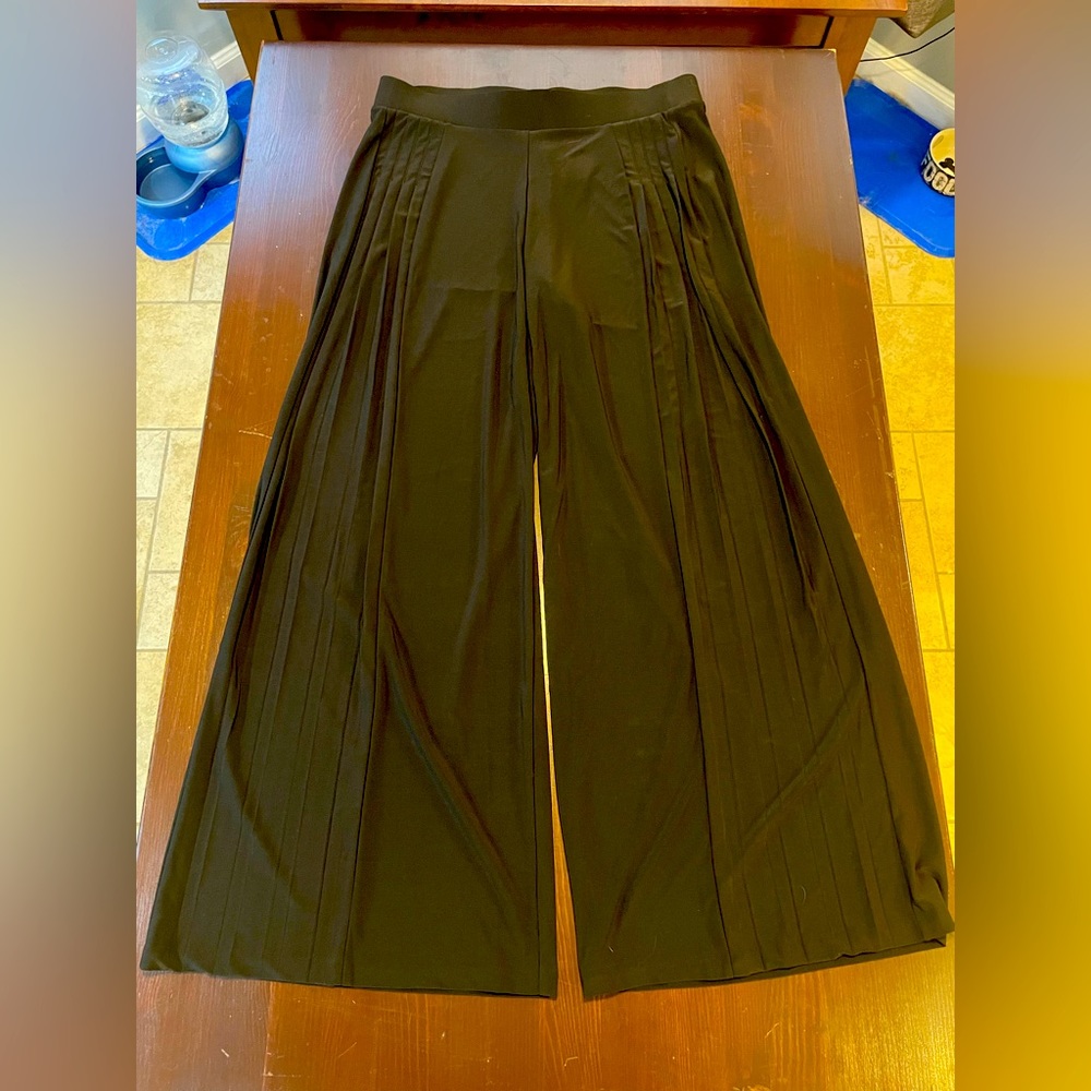 Flowy wide leg pants